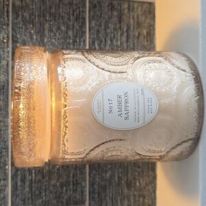 NEW VIRAL FALL WINTER Leoben Co No 17 "Amber Saffron" Candle 18oz - Never Used